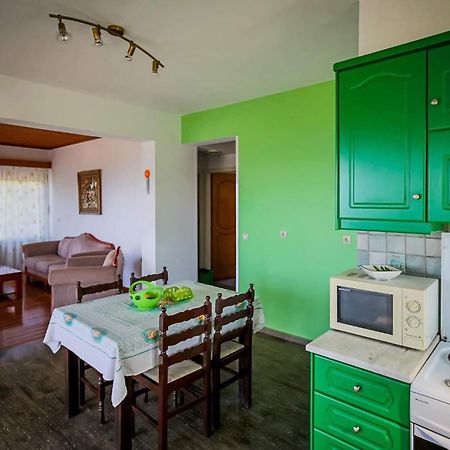 Keri Me Away - Argo'S Summer Poolside Retreats Villa Luaran gambar